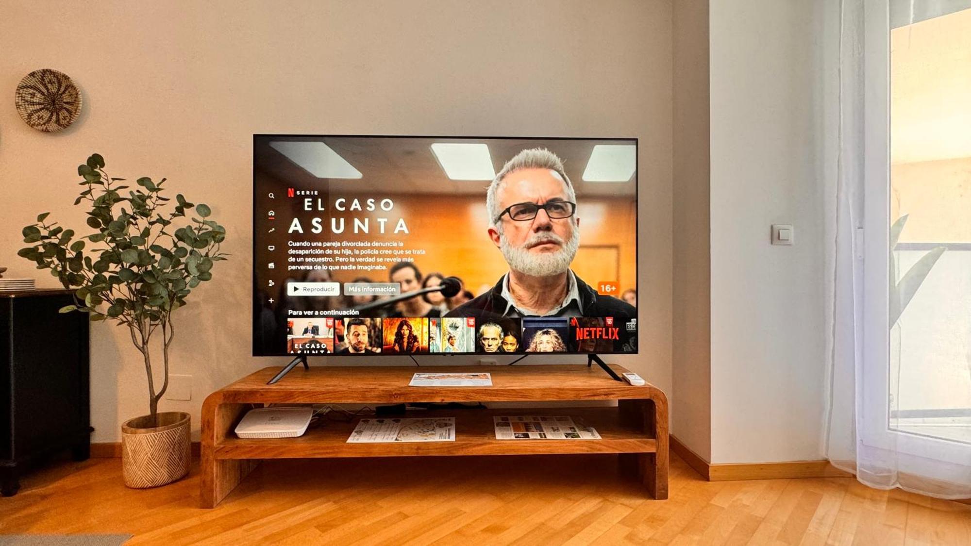 Apartment Exclusive - Smart Tv De 75